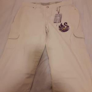Gloria Vanderbilt Beige Stretch Capris Size 16.